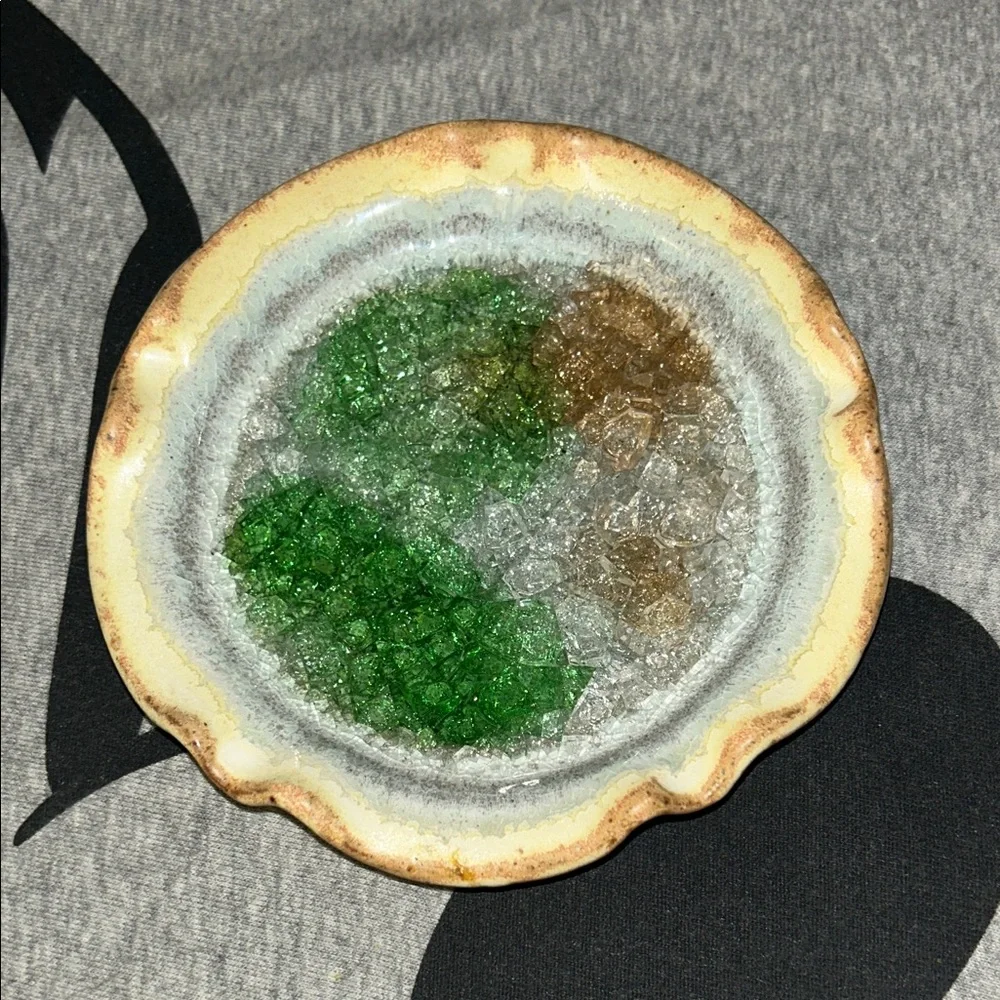Vintage USA Made Pottery Crackled Glass Center Round Ashtray Dish